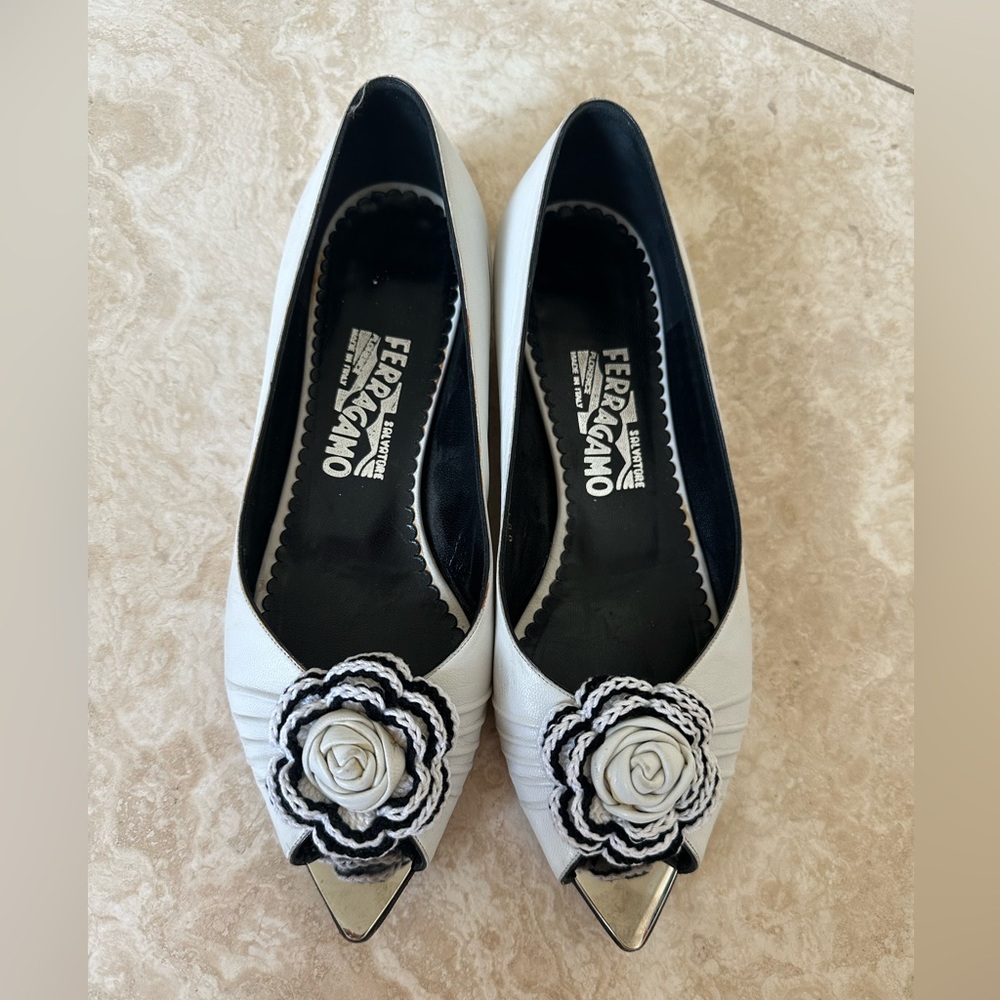 Cute white shoes. Salvatore Ferragamo. Size 8.